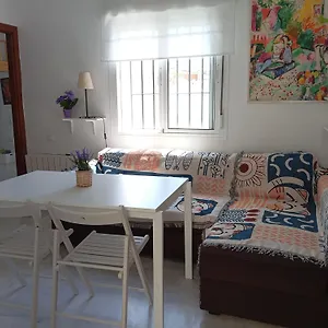 Apartamento Luminoso Casco Antiguo San Luis , Sevilla España